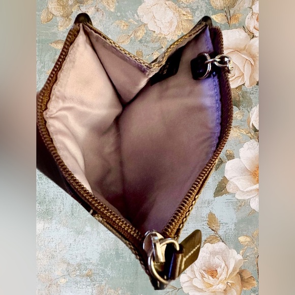 COACH Khaki/Mahogany Signature Mini Skinny Zip Wallet/Keychain - Picture 4 of 9